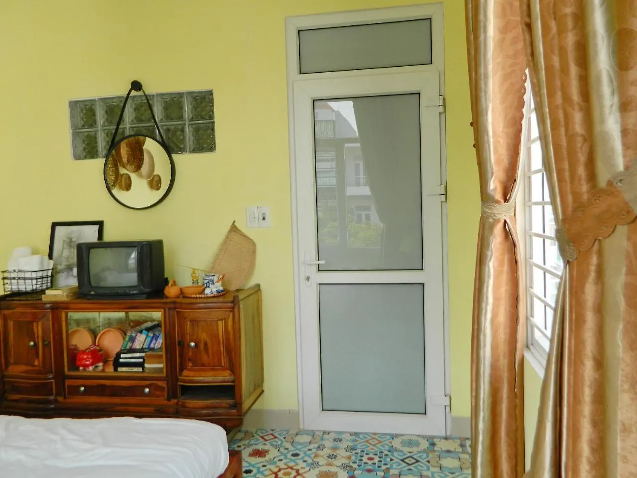 Homestay Trop Home Da Nang Bed & Breakfast