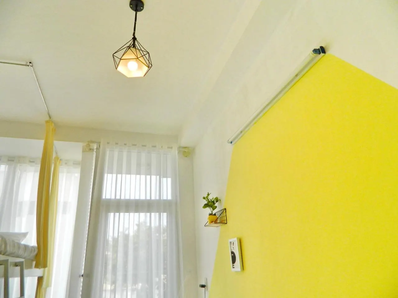 Bed & Breakfast Homestay Trop Home Da Nang