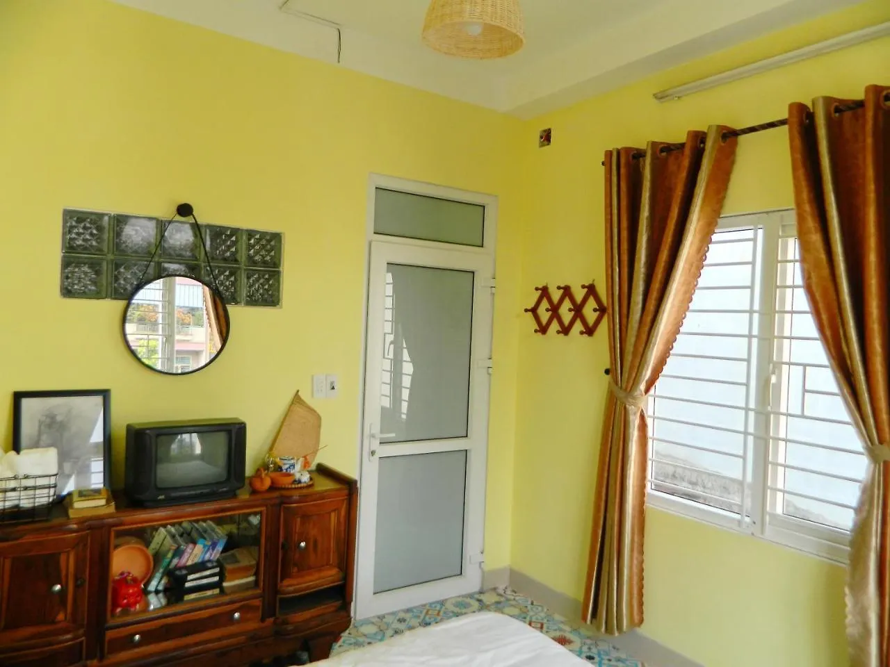 Homestay Trop Home Da Nang Bed & Breakfast